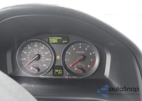 2009 Volvo V50 2.4I z USA, uszkodzony, nr VIN YV1MW390392468563